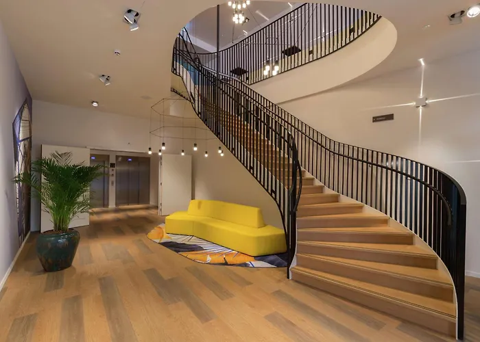 Hampton By Hilton Antwerp Central Station